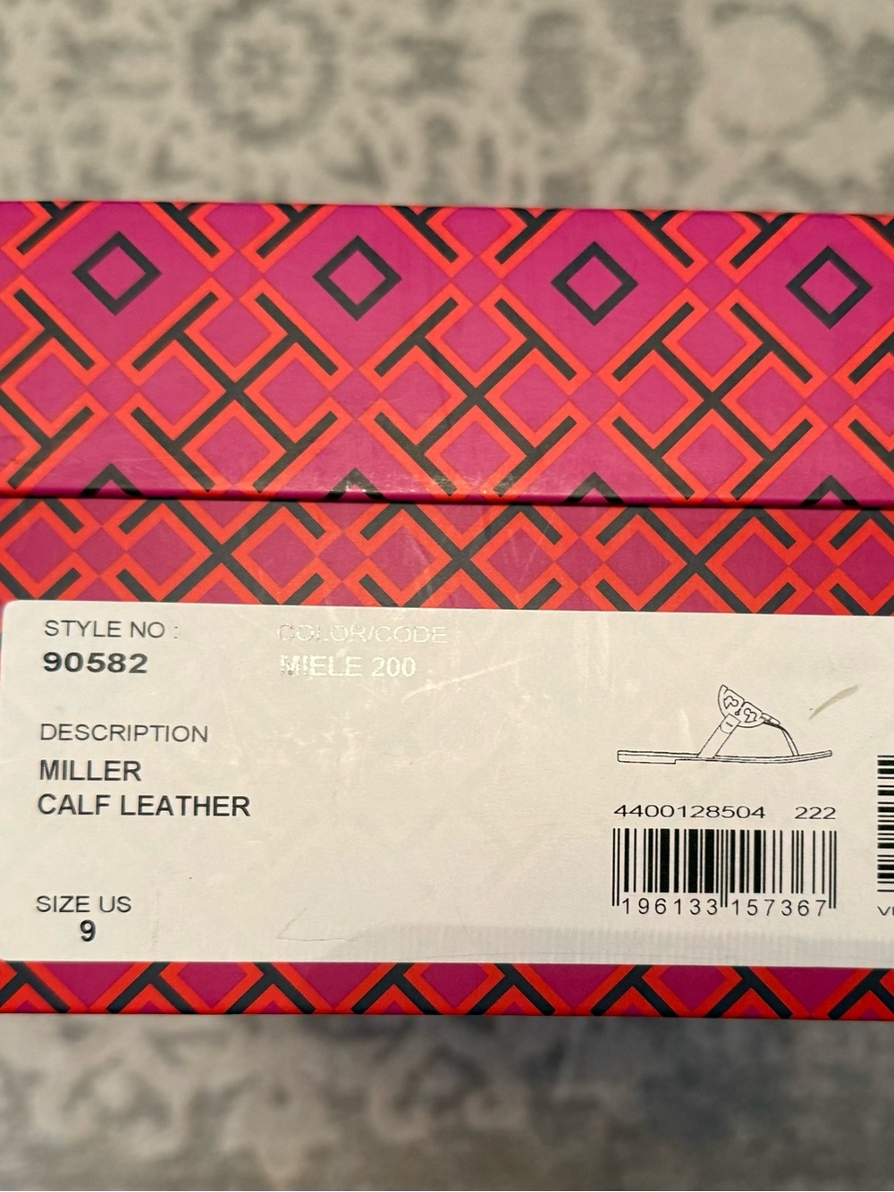Excellent Condition! Iconic Tory Burch Miller Sandals in size 9. “SOFT” version. - Picture 3 of 7